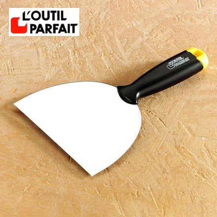 Couteau à enduire / spatule lissage enduits